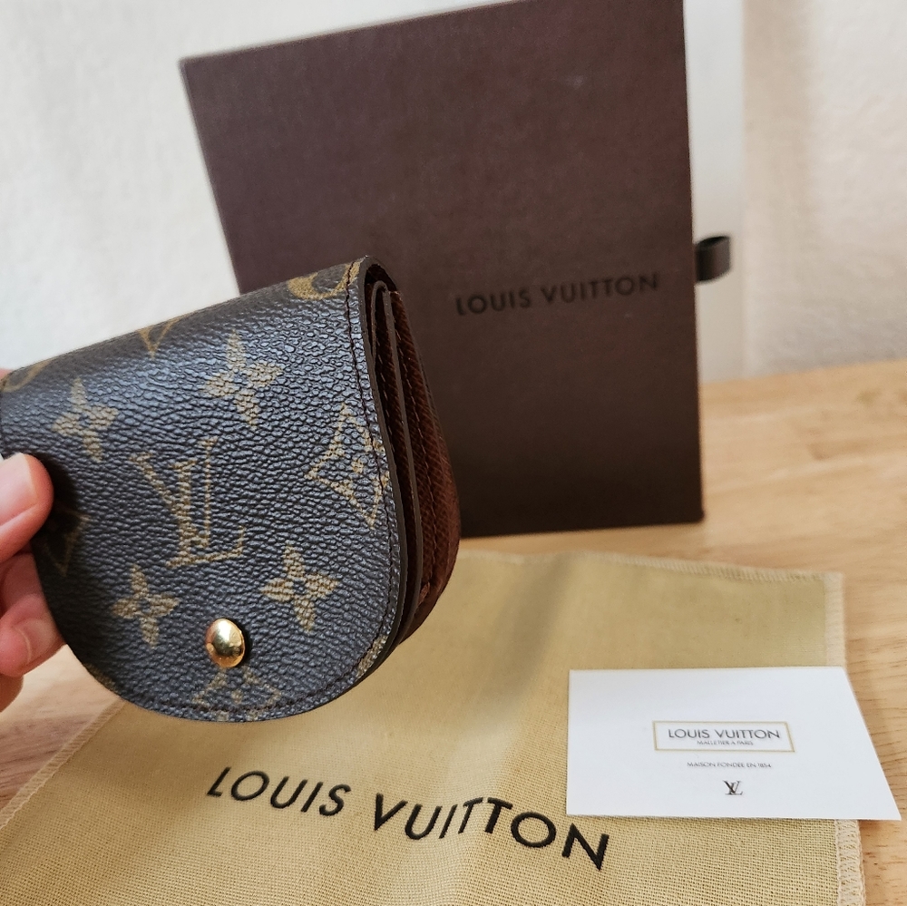 Louis Vuitton Compact wallet / coin purse monogram